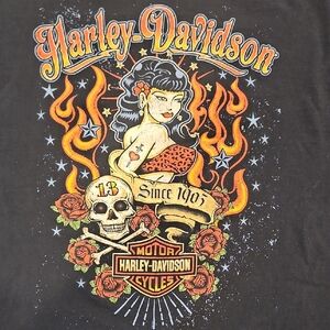 Harley-Davidson Pin-up Rockabilly Flames